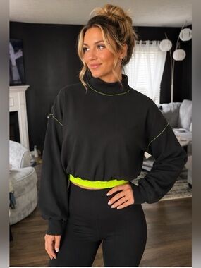 Zara Black Cropped Mock Neck Sweatshirt with Neon Contrast Trim | Size Small